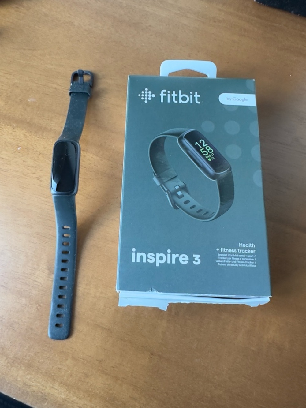 FitBit Inspire 3 Black Fitness Tracker with Black Band LIKE NEW